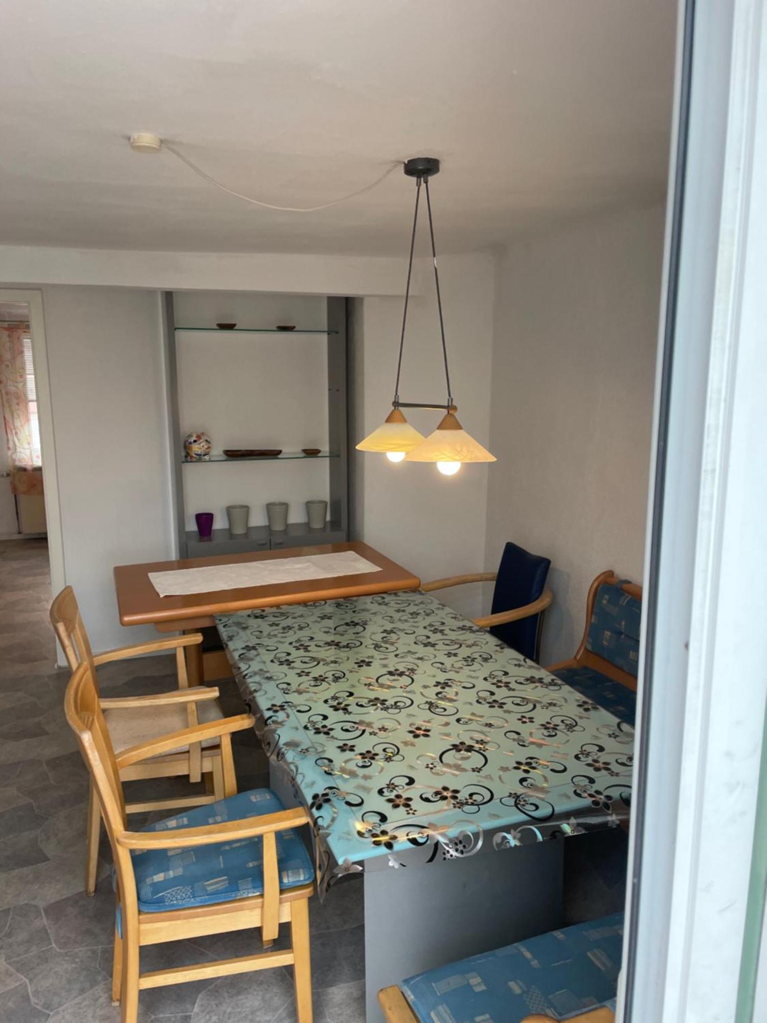 Haus Dambacher - Arbeiter-Monteurzimmer Nuertingen Buitenkant foto