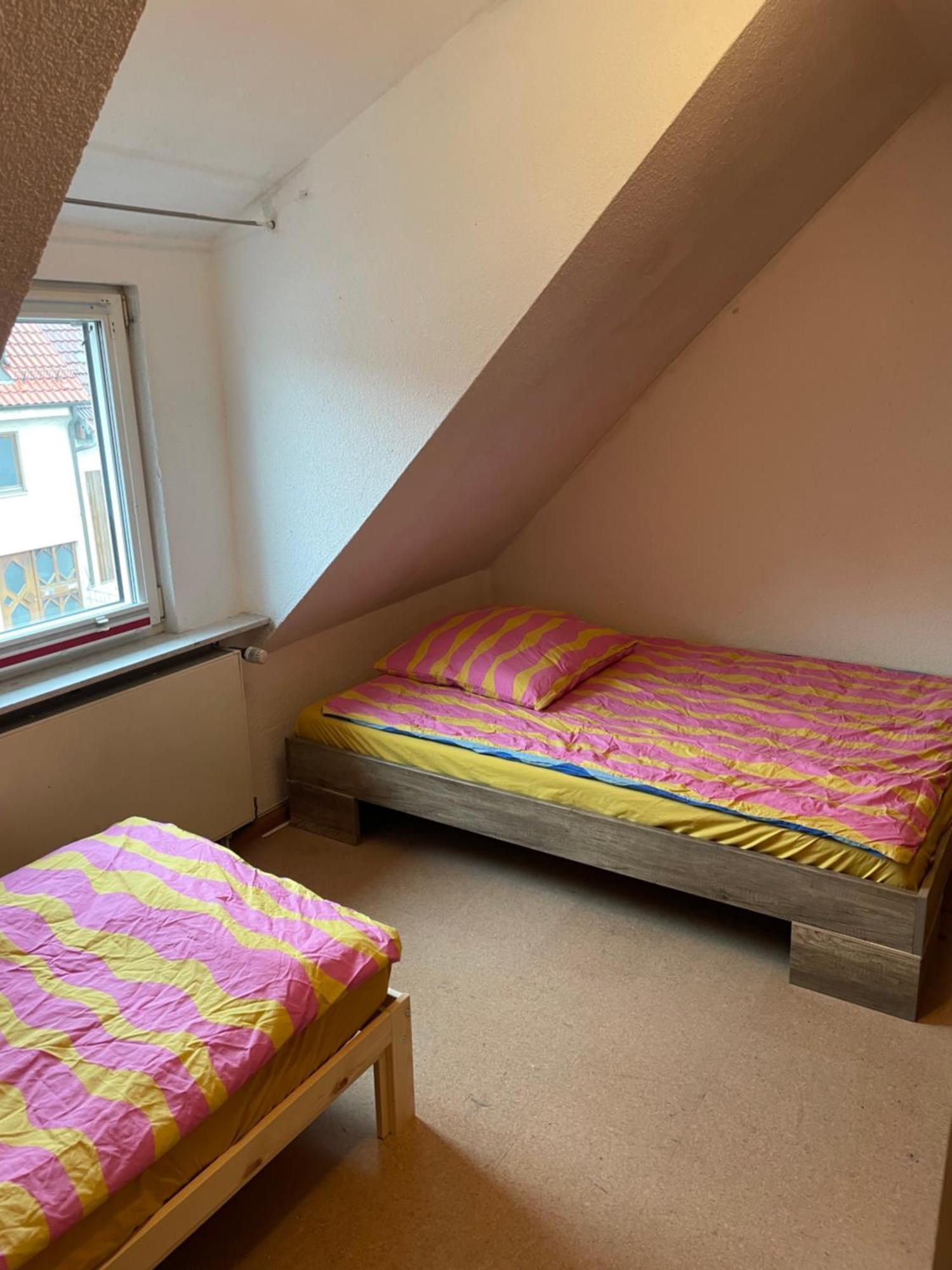 Haus Dambacher - Arbeiter-Monteurzimmer Nuertingen Buitenkant foto