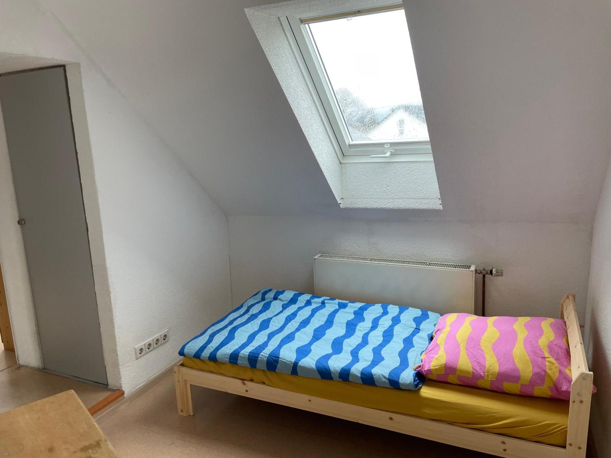 Haus Dambacher - Arbeiter-Monteurzimmer Nuertingen Buitenkant foto