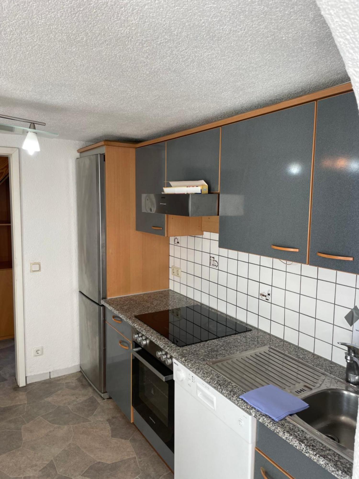 Haus Dambacher - Arbeiter-Monteurzimmer Nuertingen Buitenkant foto